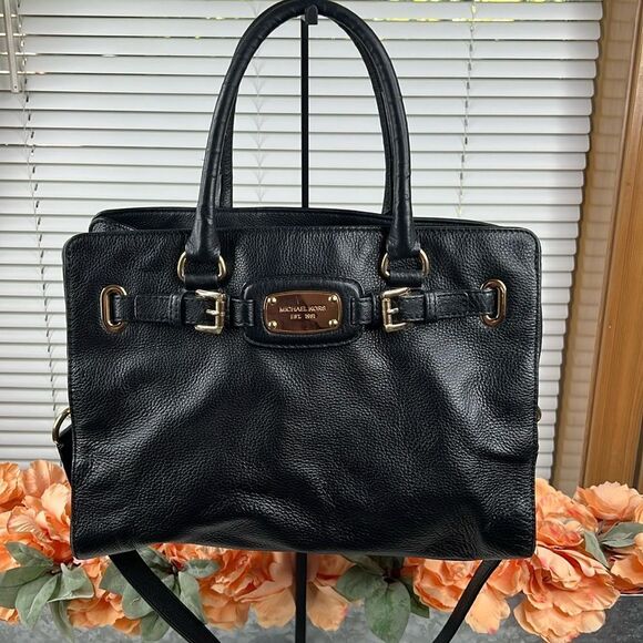 Black Leather Michael Kors Hamilton Jewel East West Tote - Picture 1 of 17